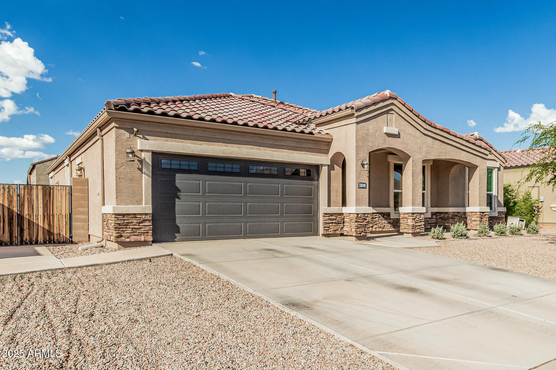 38040 W PADILLA Street