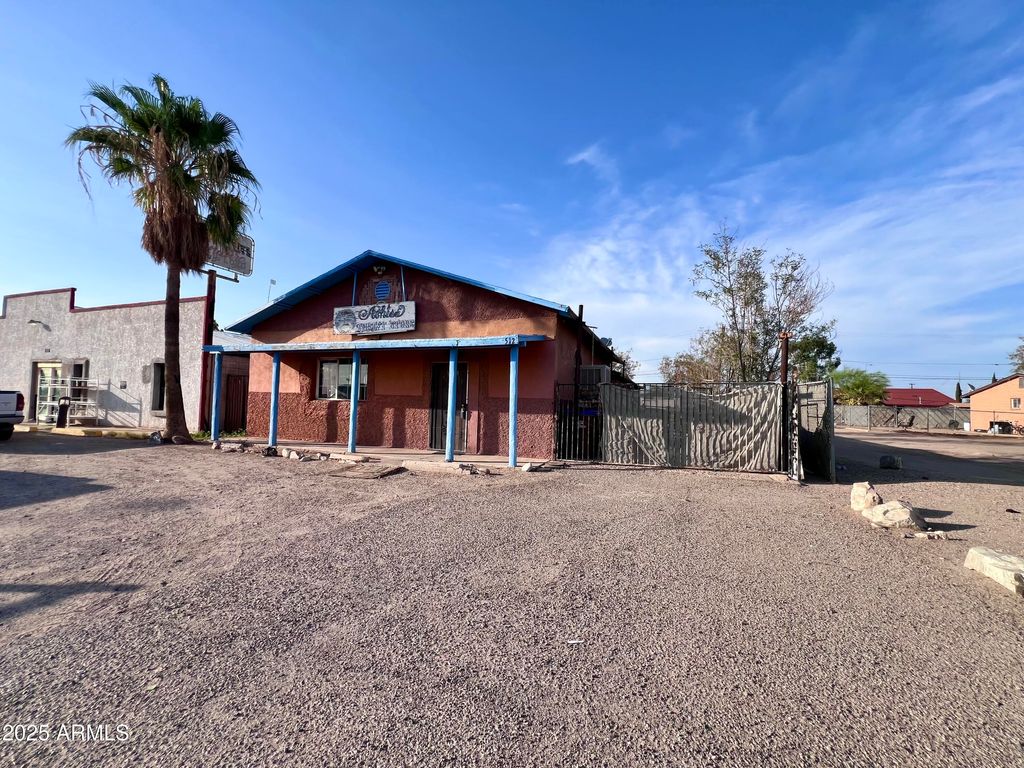 Photo of 512 W Frontier Street, Eloy, AZ 85131 (MLS # 6895458)