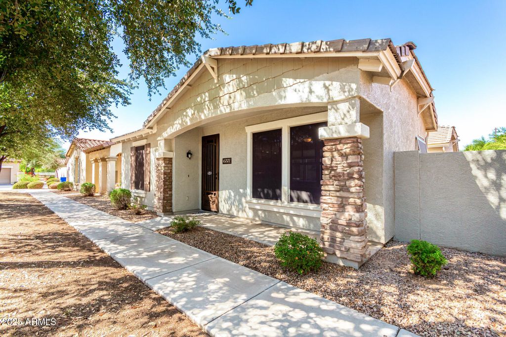 Photo of 3559 S Wren Drive, Gilbert, AZ 85297 (MLS # 6929931)