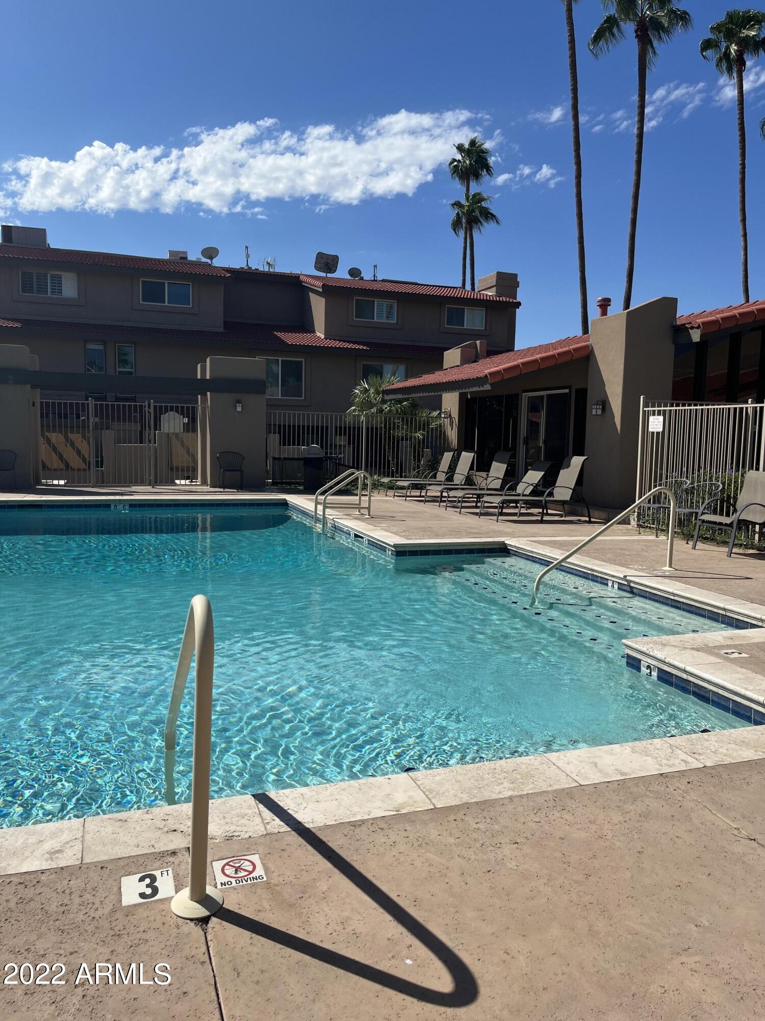 5651 N 79TH Street 6