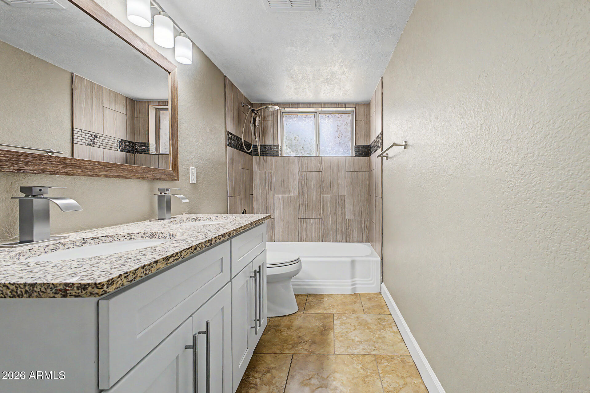 MESA LINDA - Residential