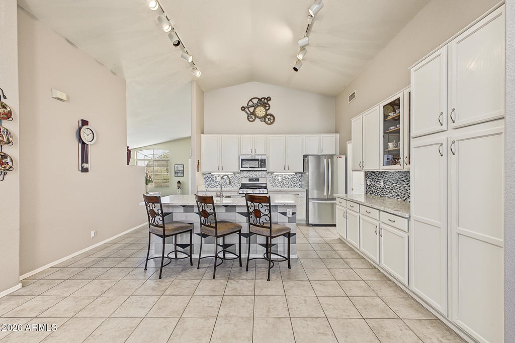 Photo of 1470 E Carla Vista Drive, Chandler, AZ 85225 (MLS # 7090696)