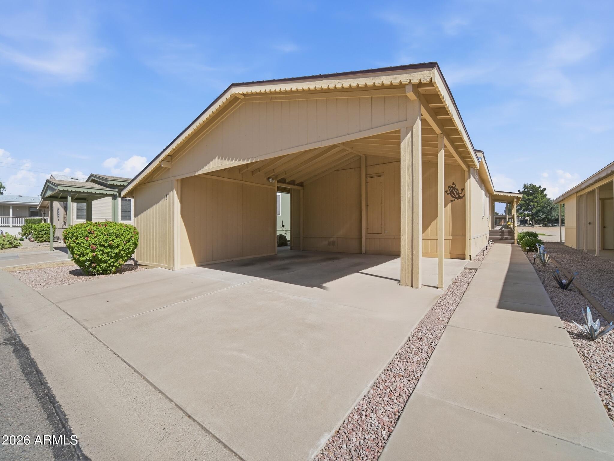 3901 E Pinnacle Peak Road 13