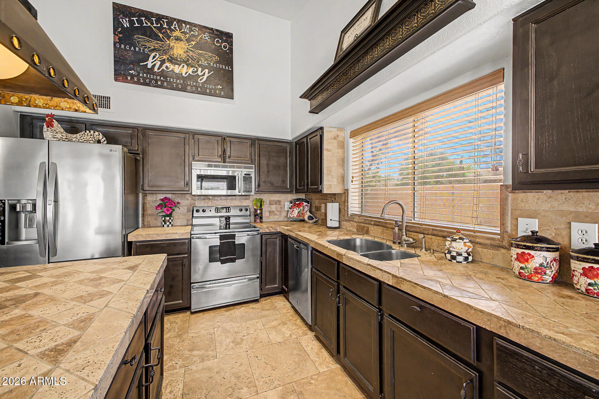 WEST HILLS LOT 1-70 TR A-D - Residential