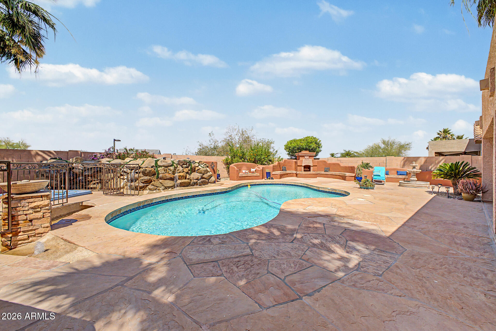 WEST HILLS LOT 1-70 TR A-D - Residential