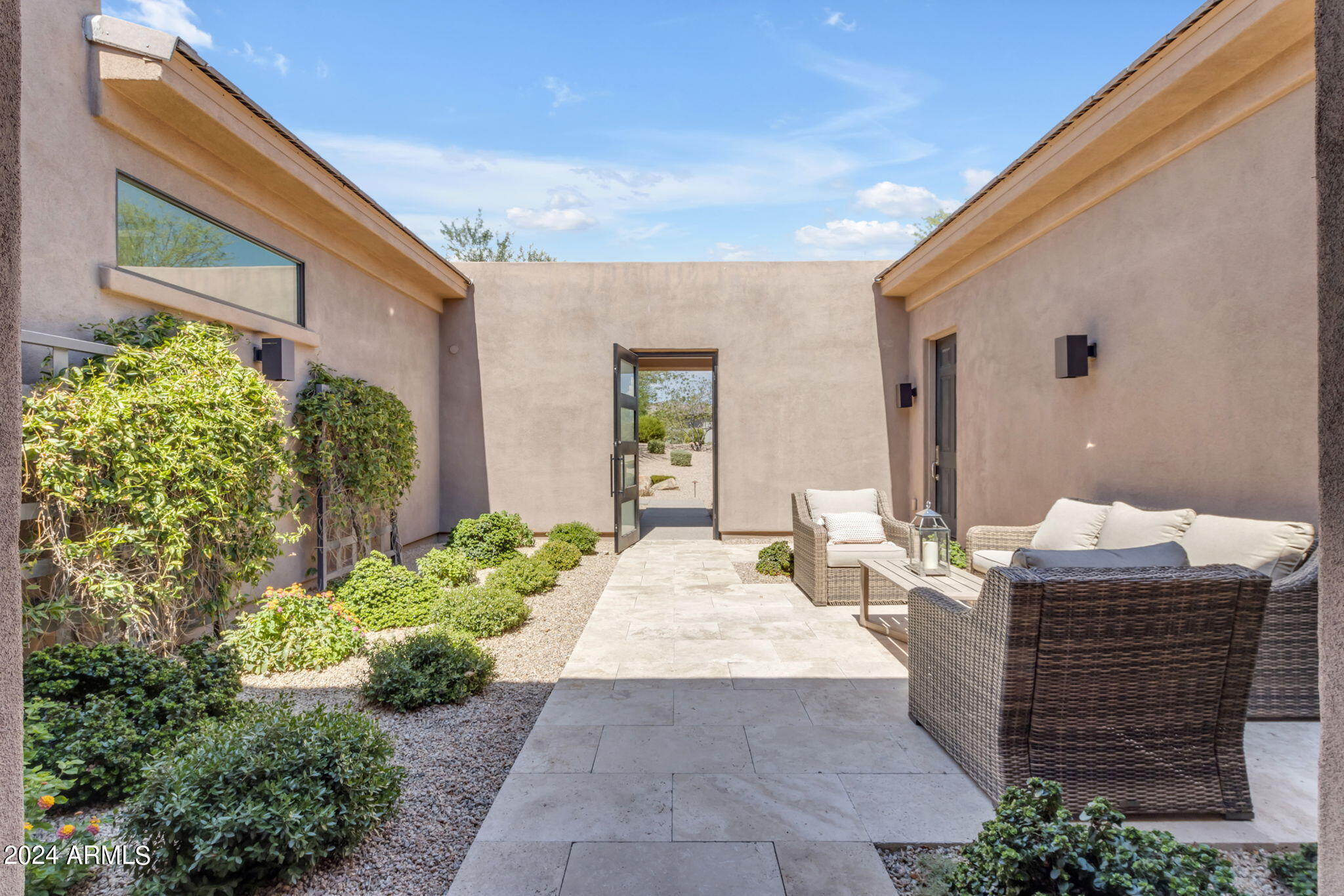 TURQUESA EQUESTRIAN ESTATES - Residential