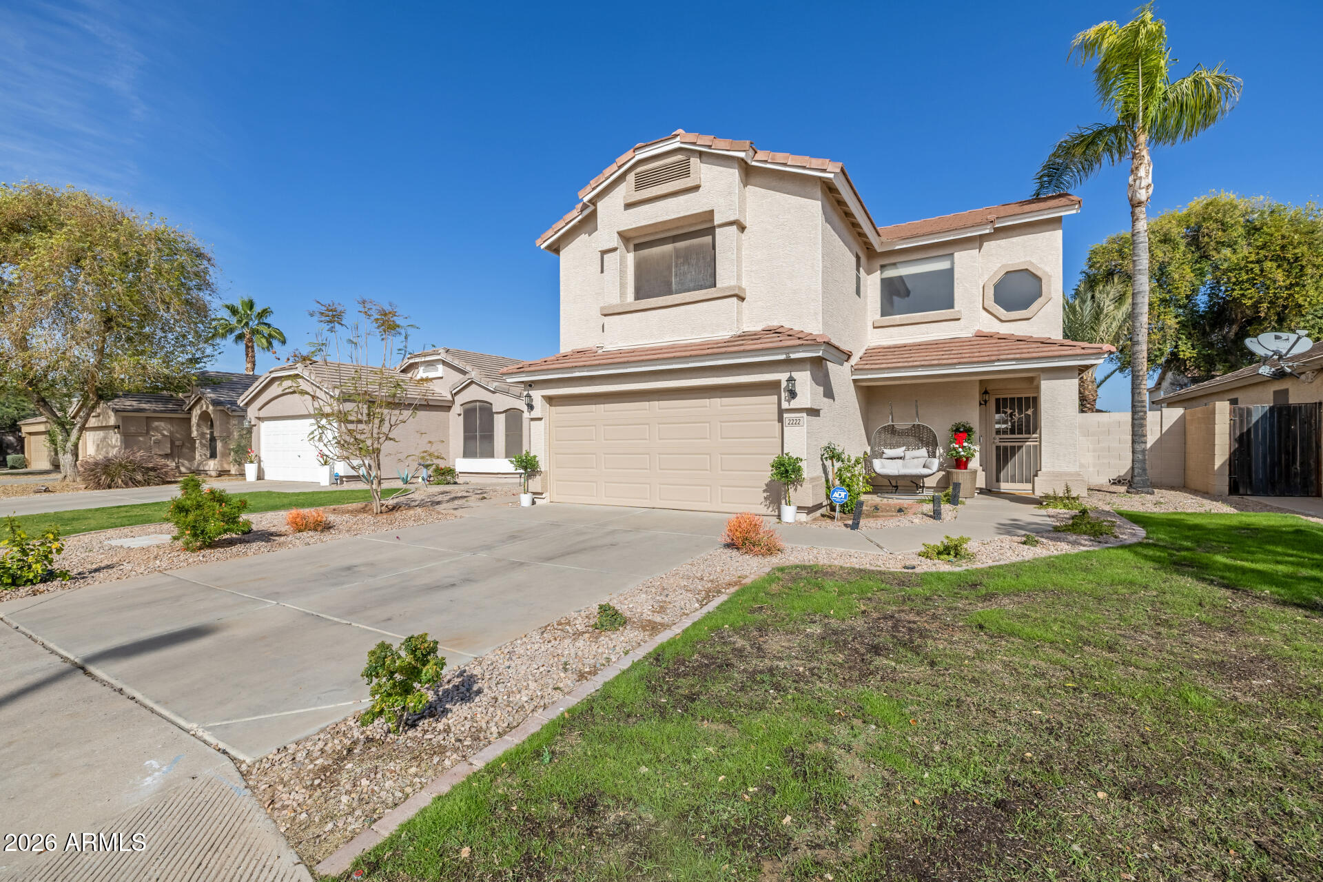 2222 E ARABIAN Drive