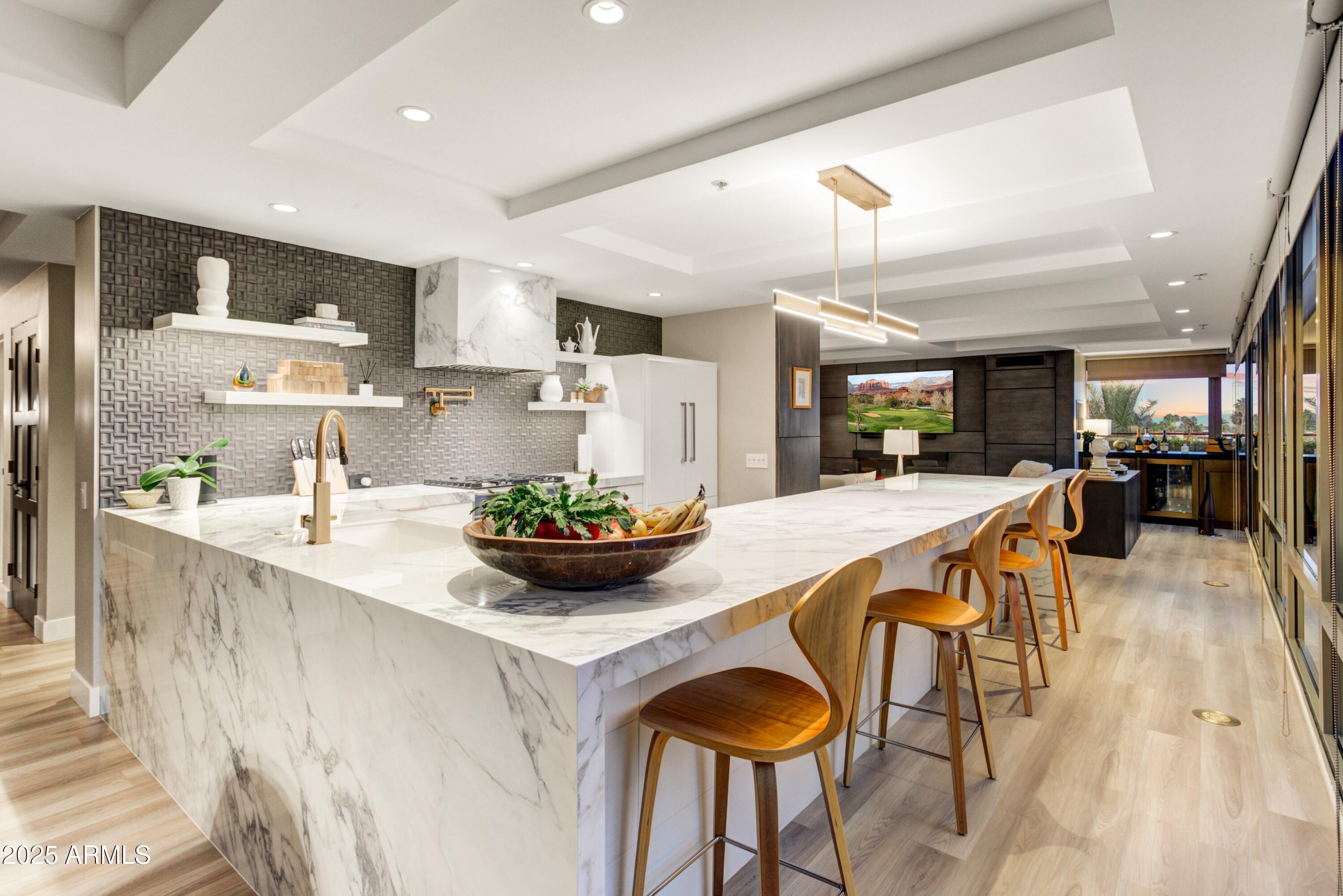 7167 E RANCHO VISTA Drive 5001