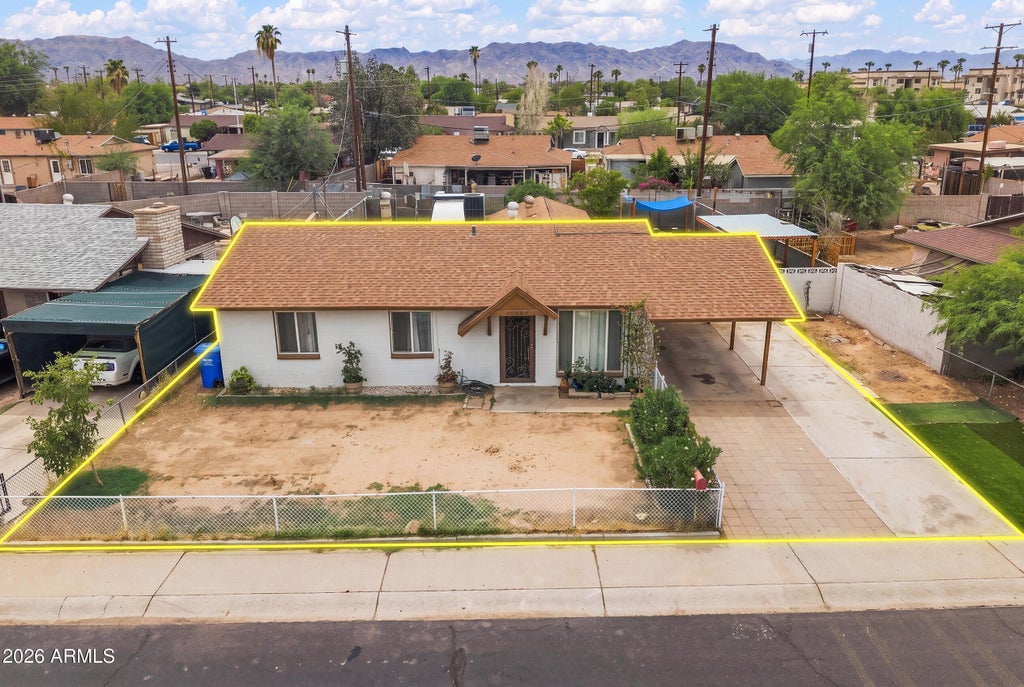 Photo of 1749 W Grove Street, Phoenix, AZ 85041 (MLS # 7074569)