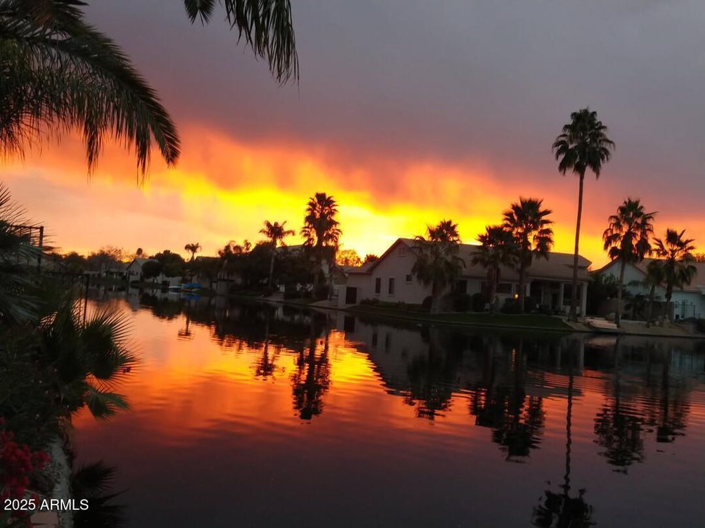 Photo of 1551 W Blue Ridge Way, Chandler, AZ 85248 (MLS # 6960277)