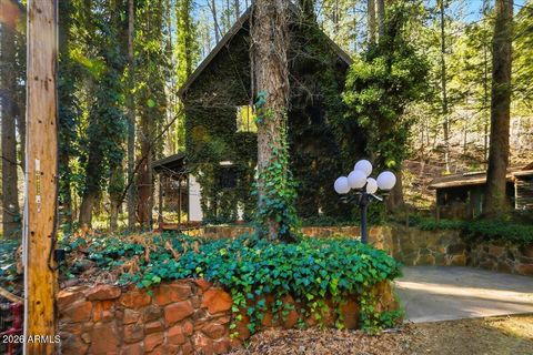 621 N Harding Drive Sedona AZ 86336