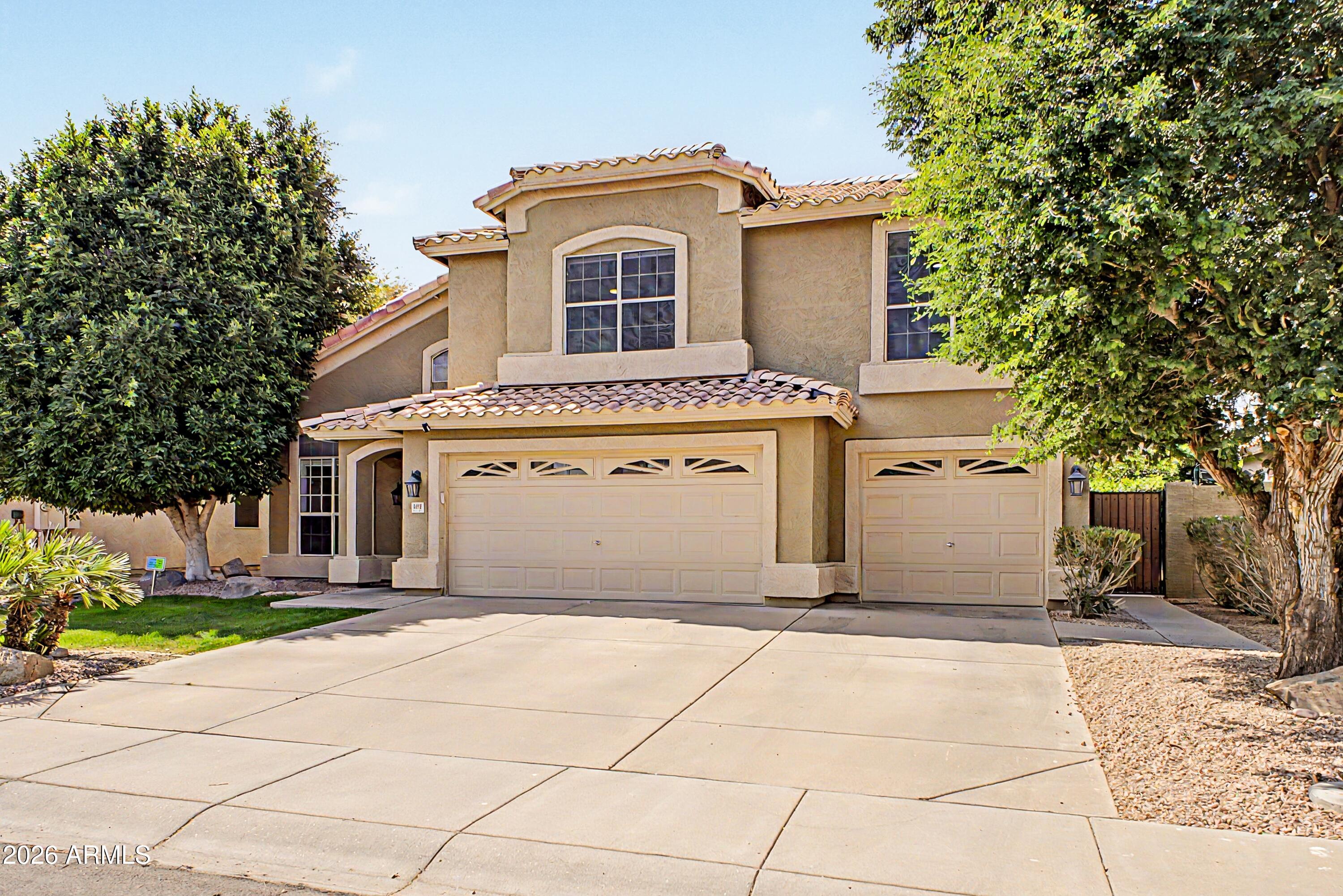 4659 E HARWELL Street