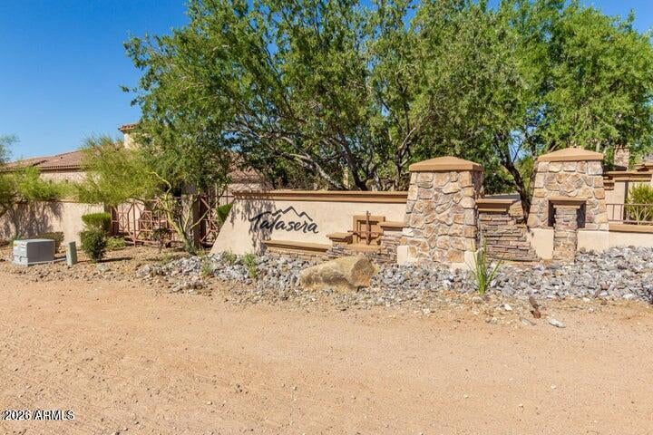 1706 W WESTERN STAR Boulevard