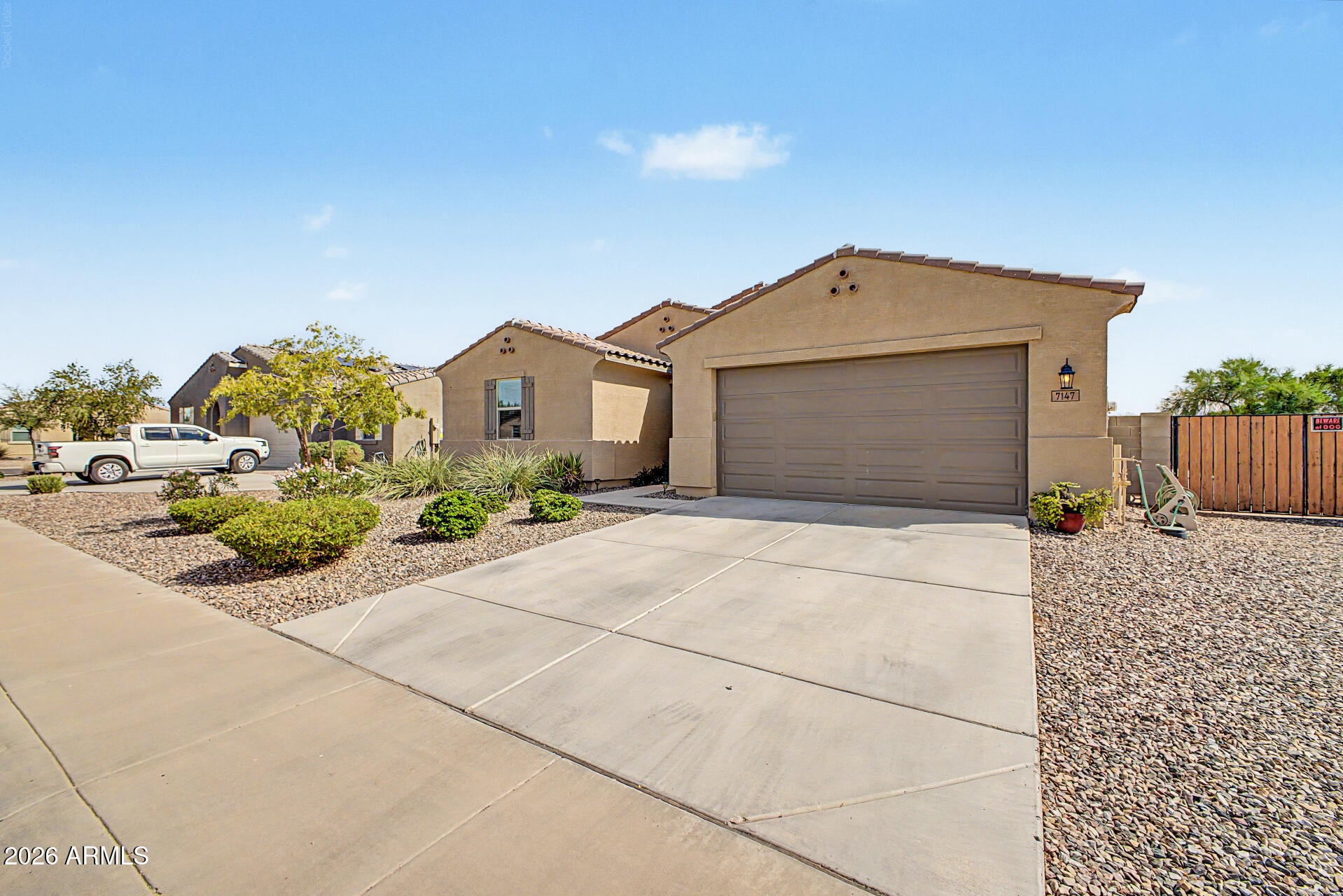7147 E WATERFOWL Way