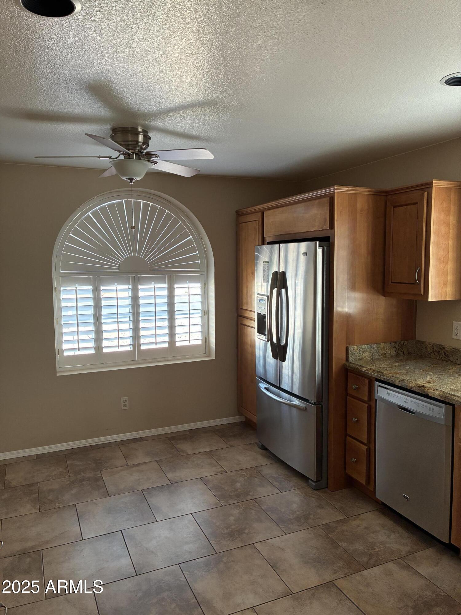 24814 S BOXWOOD Drive