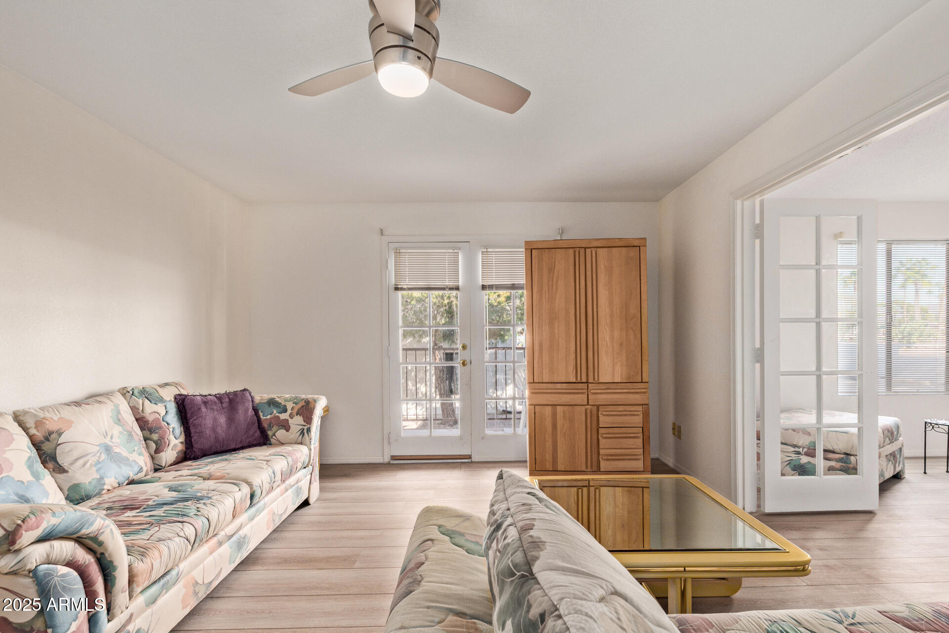 5518 E LINDSTROM Lane 2016