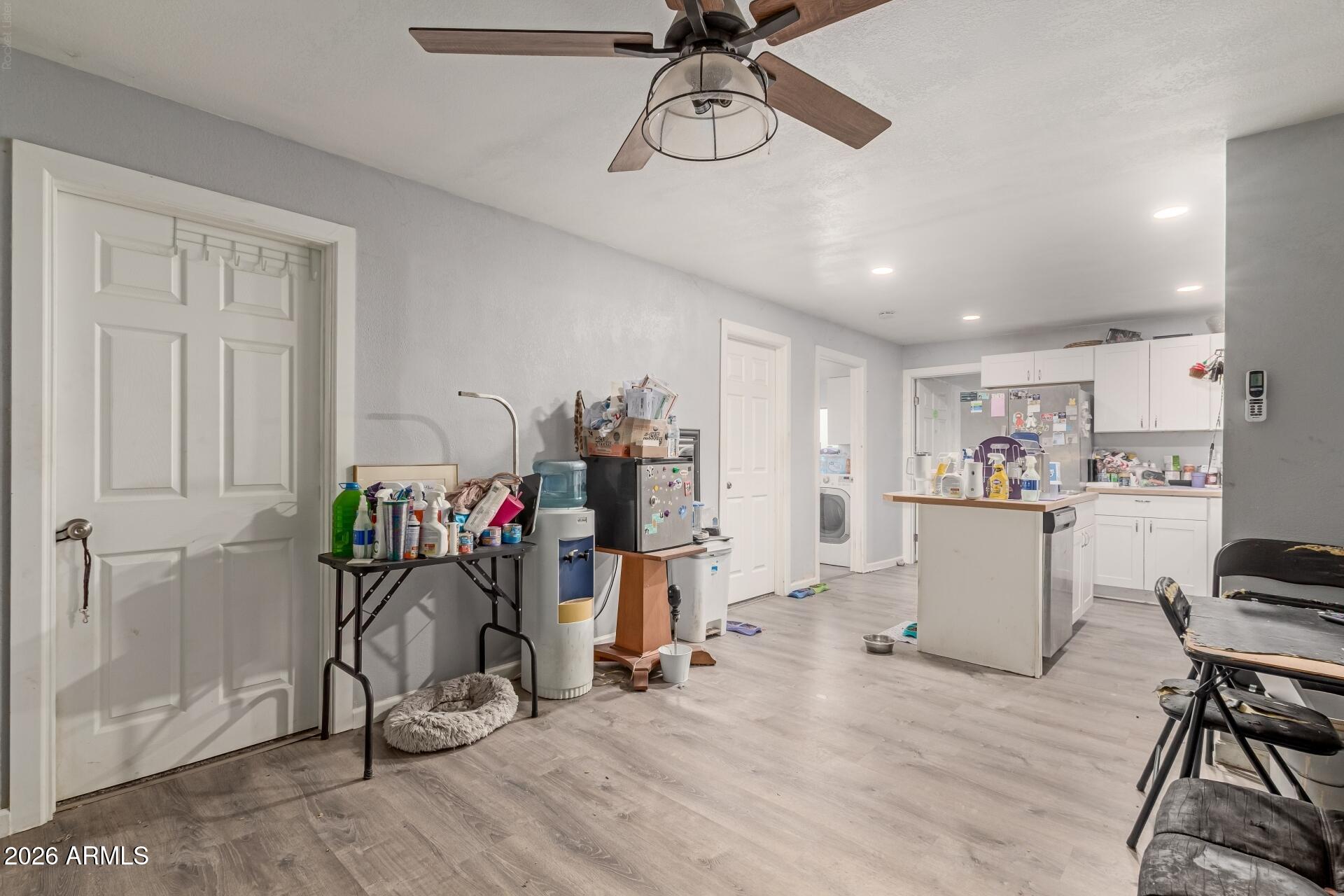224 S INDIAN Circle