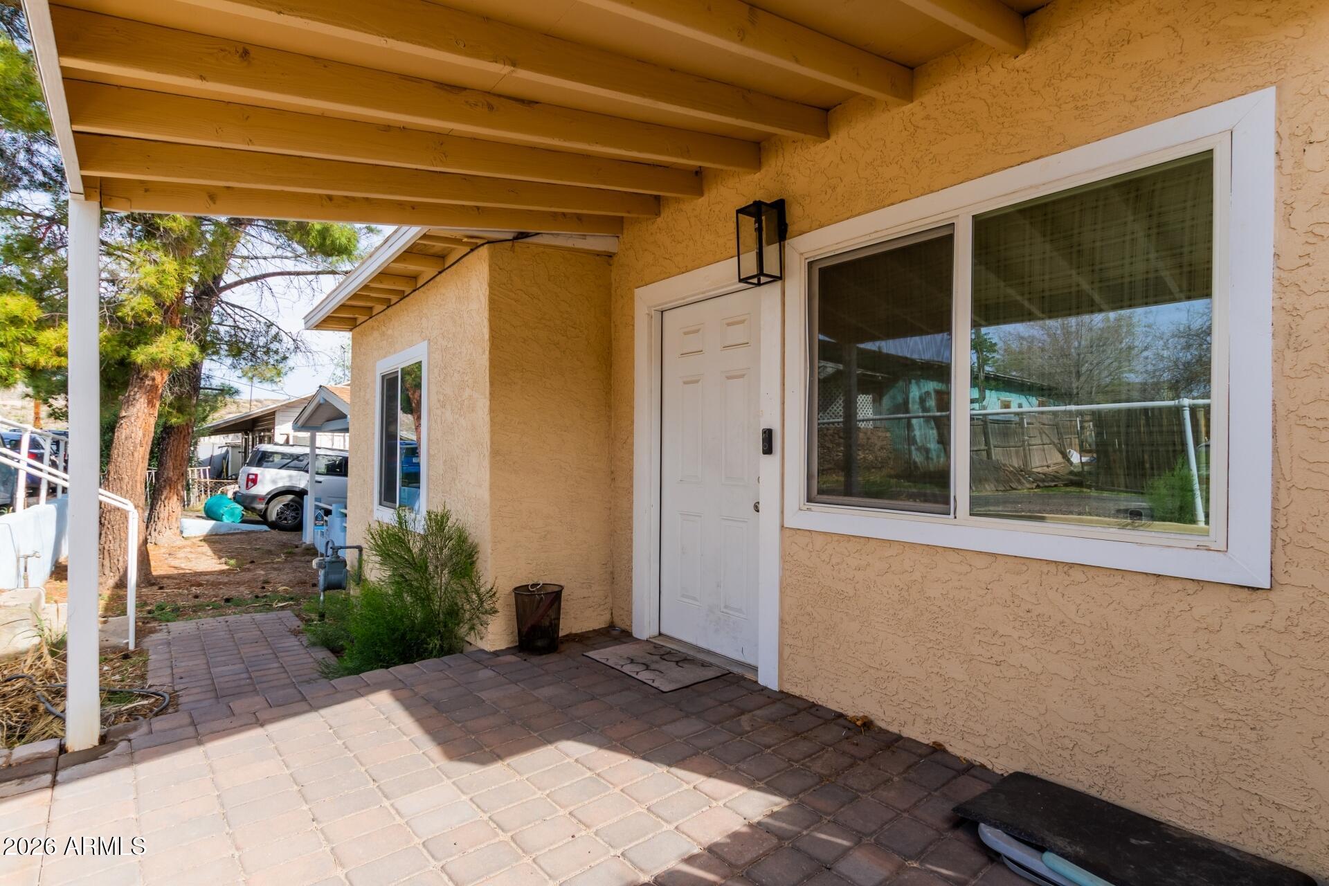 224 S INDIAN Circle