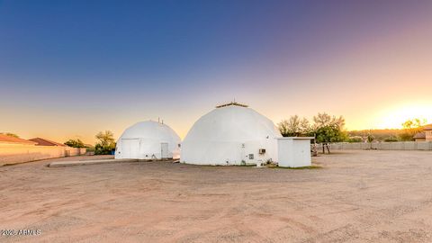 3115 W CAVEDALE Drive Phoenix AZ 85083