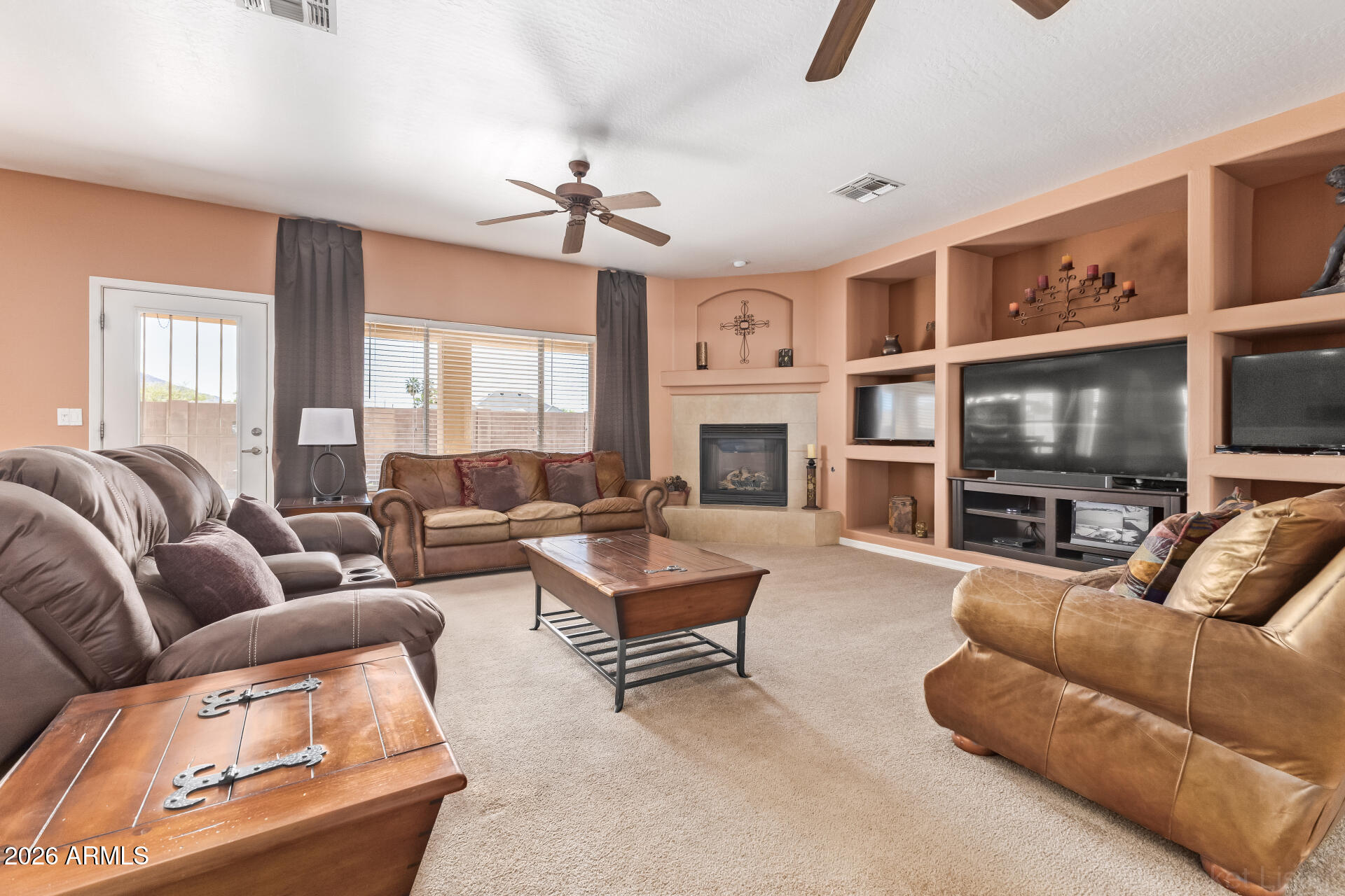 2813 E CEDAR WAXWING Drive