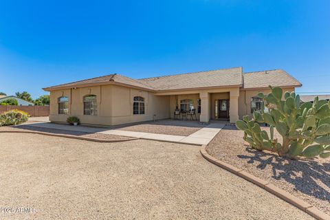 2813 E CEDAR WAXWING Drive Gilbert AZ 85298