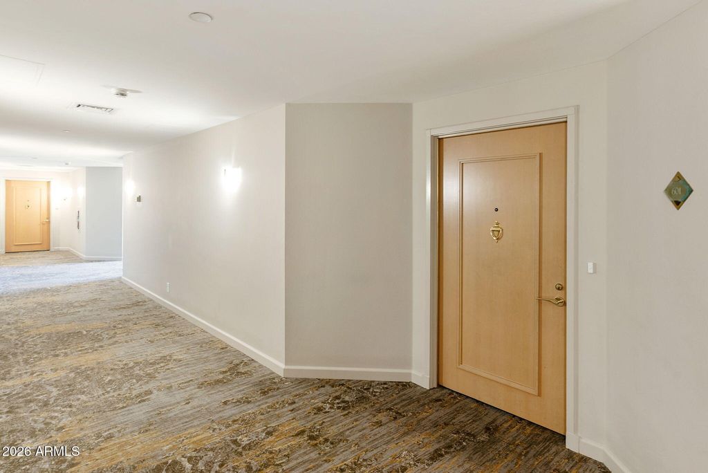 Photo of 1040 E Osborn Road #601, Phoenix, AZ 85014 (MLS # 6974169)