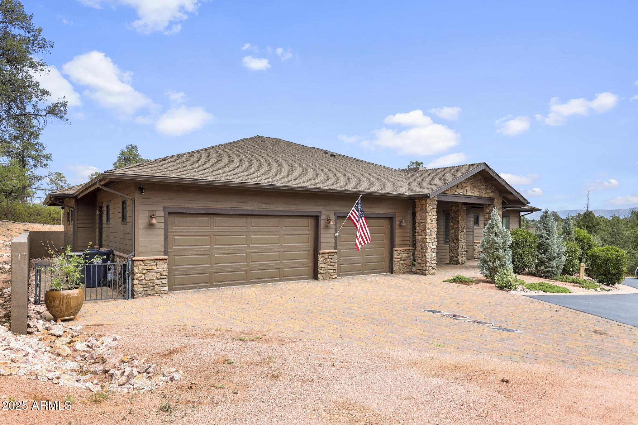 1008 N Autumn Sage Court