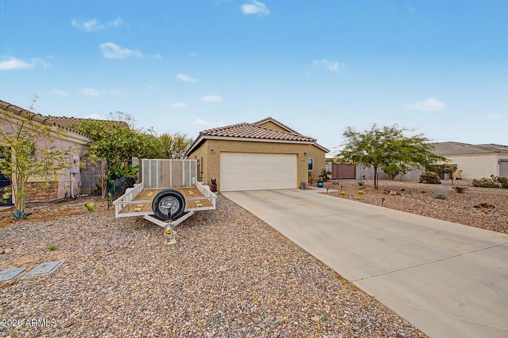Photo of 9560 W Kramer Place, Arizona City, AZ 85123 (MLS # 7026549)