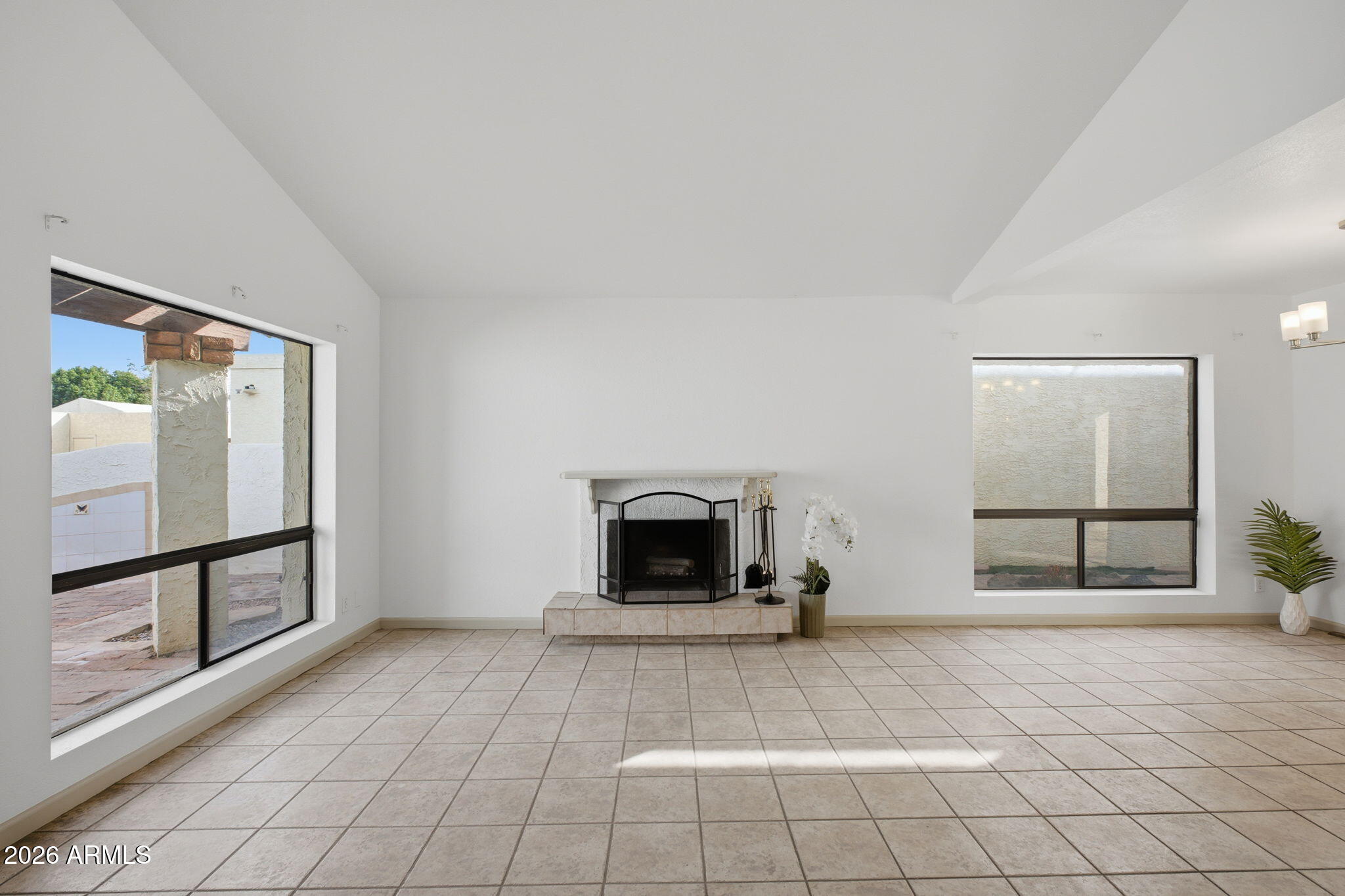 1301 W RIO SALADO Parkway 15