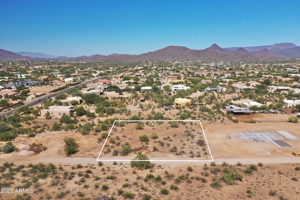 Photo of 2 E Creek Canyon Road #2, Phoenix, AZ 85086 (MLS # 6898403)