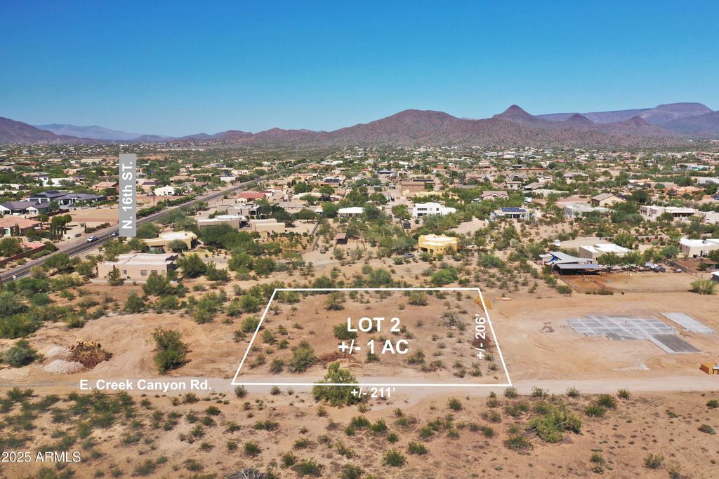 Photo of 2 E Creek Canyon Road #2, Phoenix, AZ 85086 (MLS # 6898403)