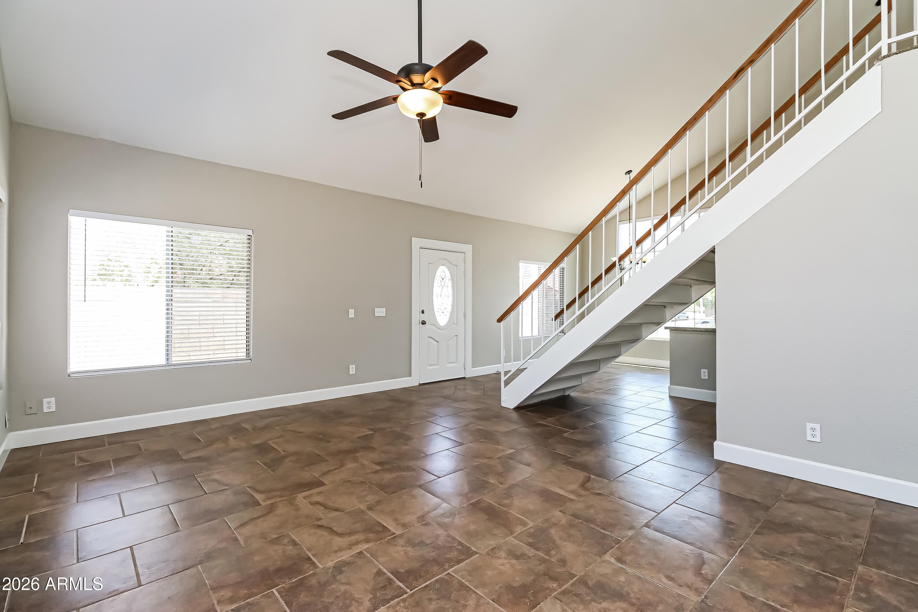854 E MANOR Drive