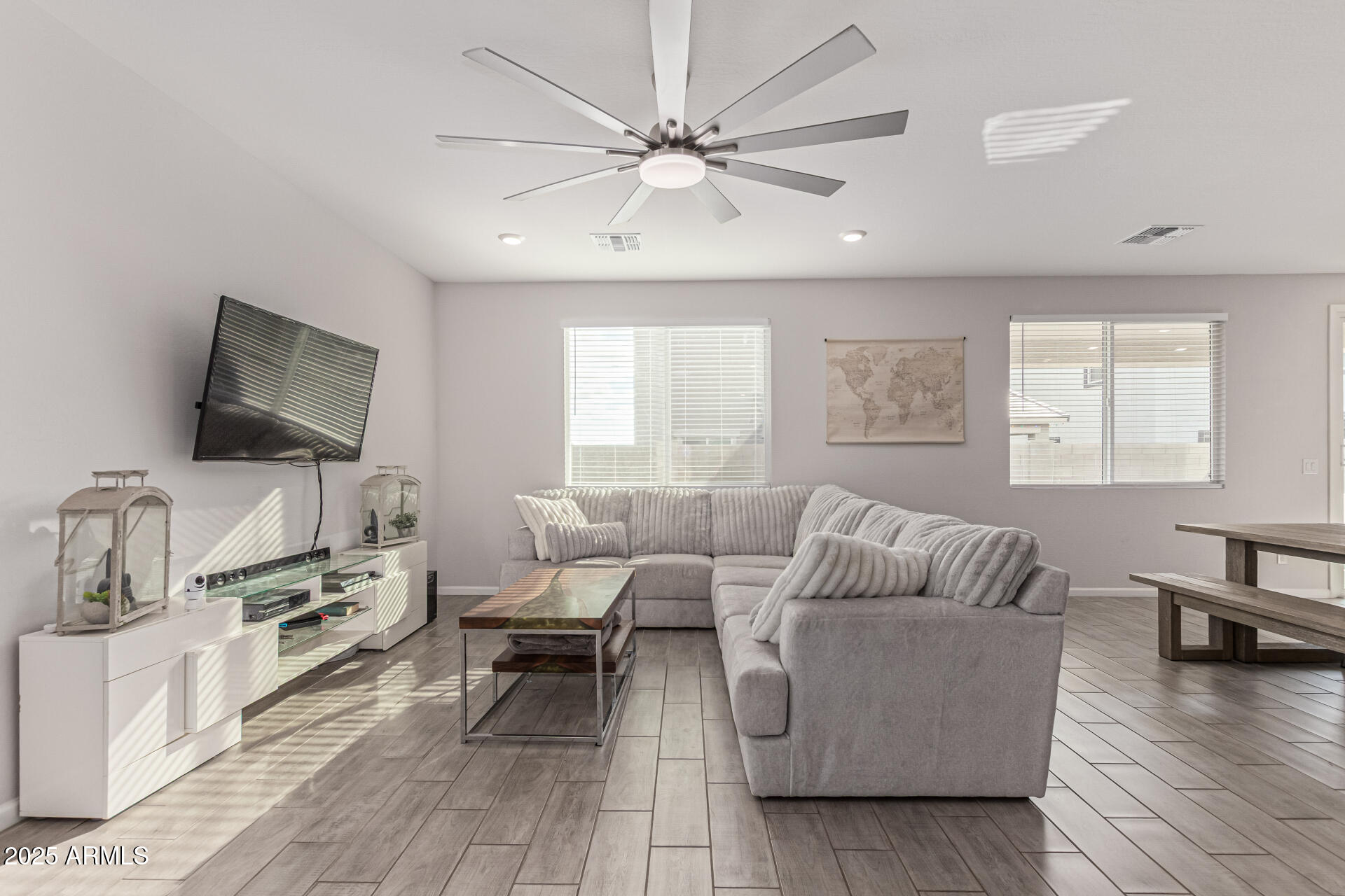 2757 E BLUFF SPRING Avenue