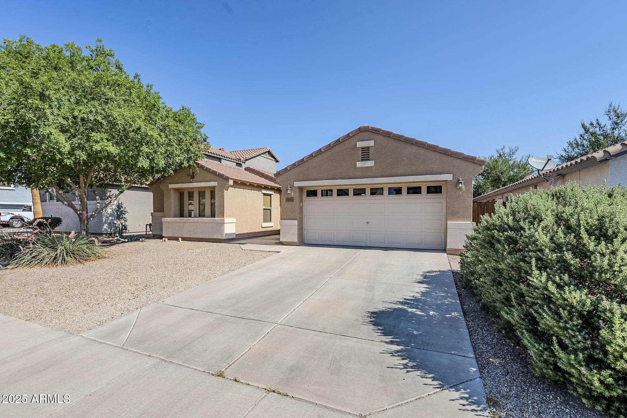 1026 E JULIE Avenue