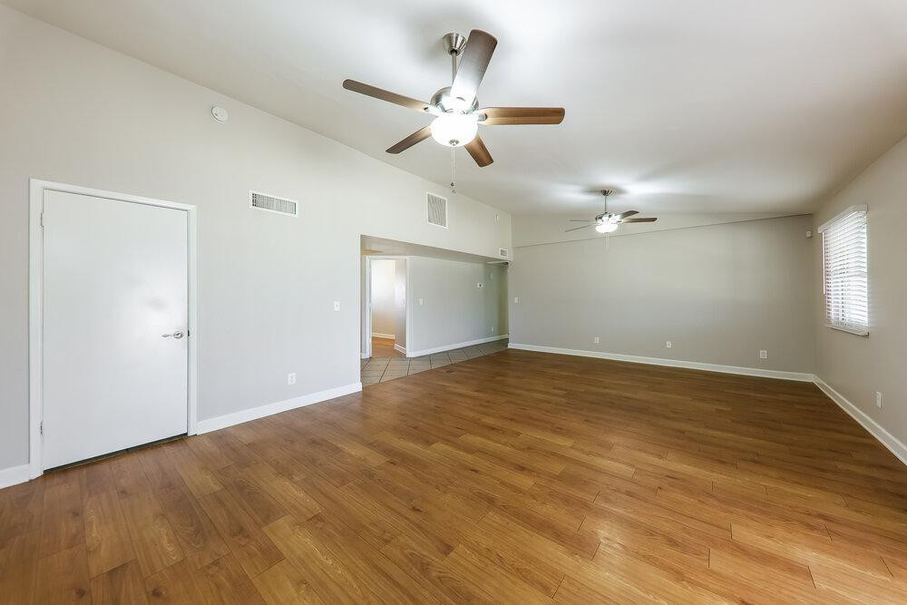 7008 W Canterbury Drive