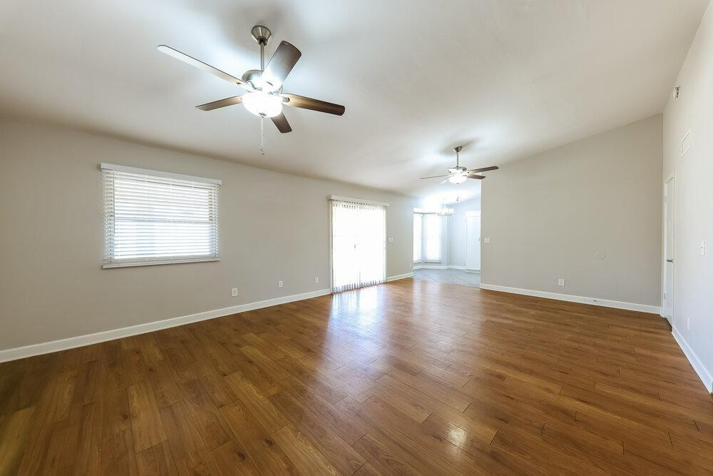 7008 W Canterbury Drive