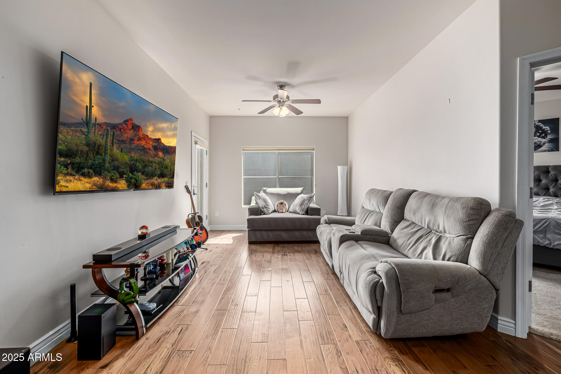 5350 E DEER VALLEY Drive 4267