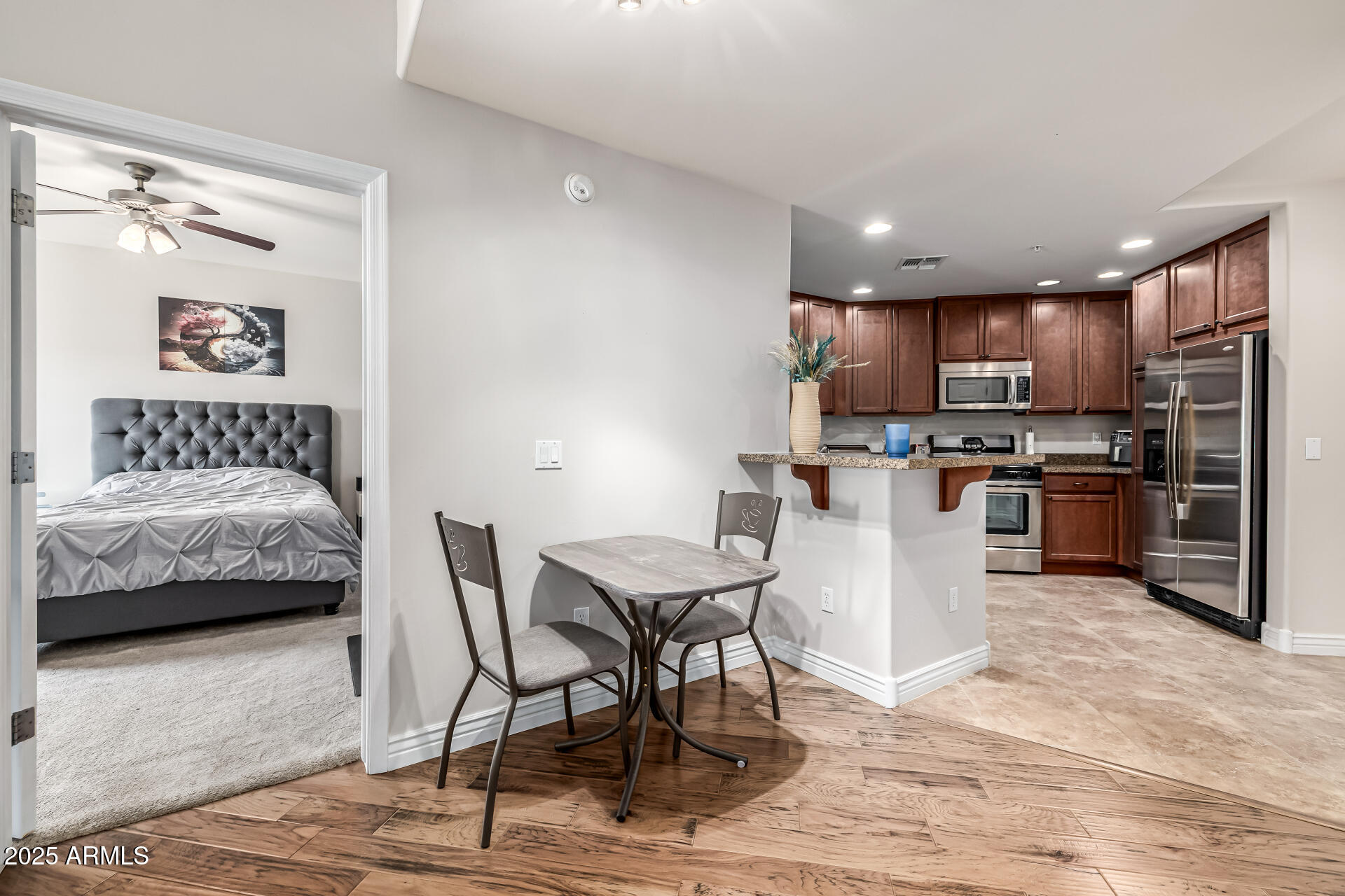 5350 E DEER VALLEY Drive 4267