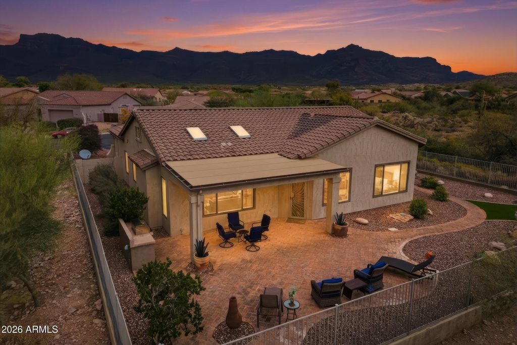 Photo of 4332 S Las Villa Way, Gold Canyon, AZ 85118 (MLS # 6986401)