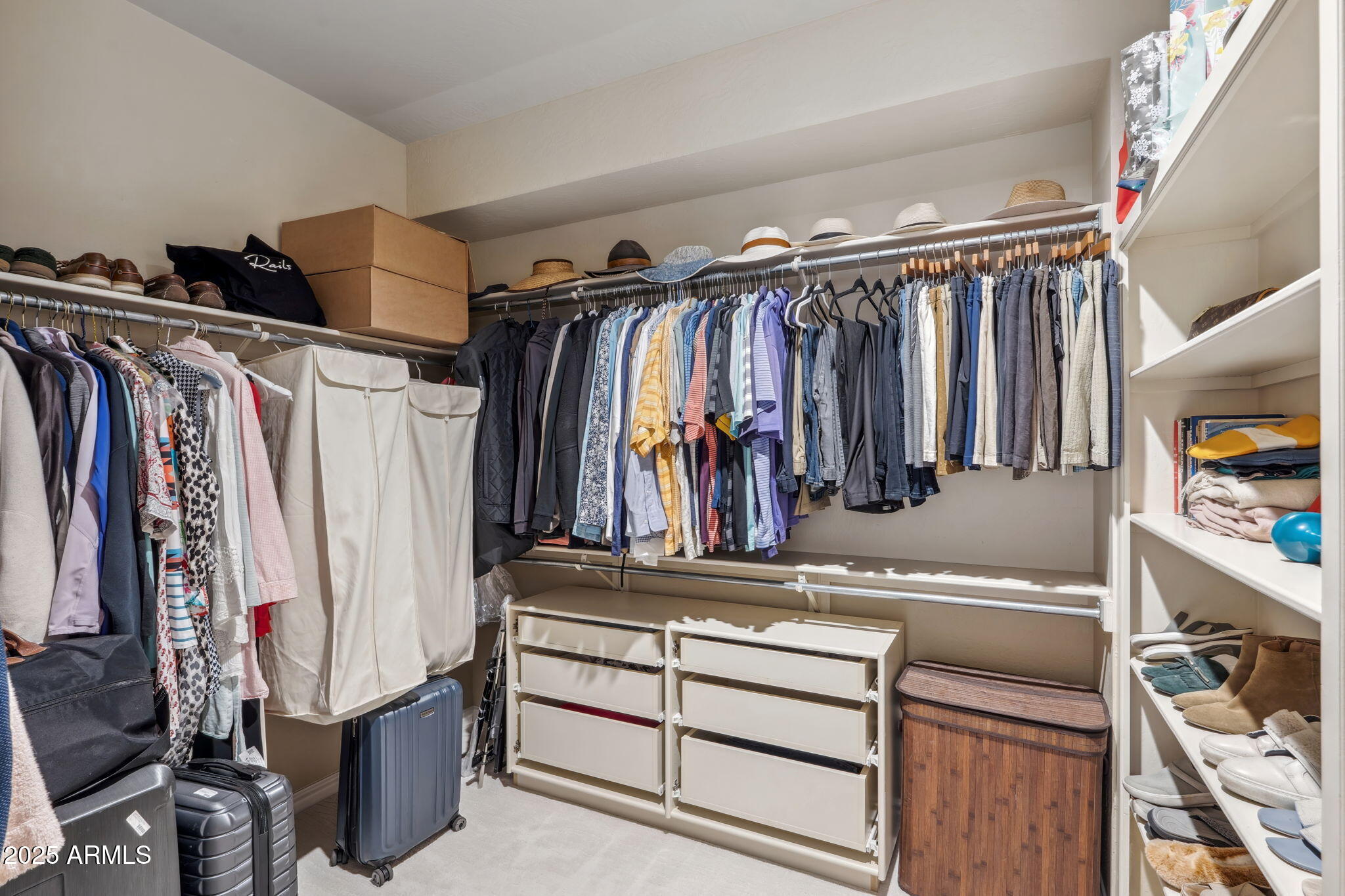 Scottsdale, Arizona 85255, United States, 3 Bedrooms Bedrooms, ,4 BathroomsBathrooms,Residential,Active,122383