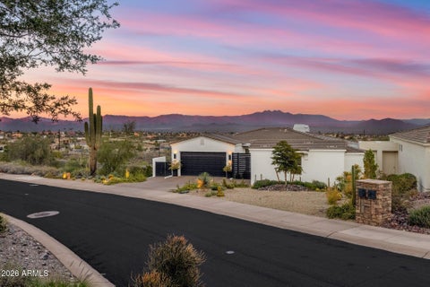 Photo of 10827 N Sonora Vista, Fountain Hills, AZ 85268 (MLS # 6999984)
