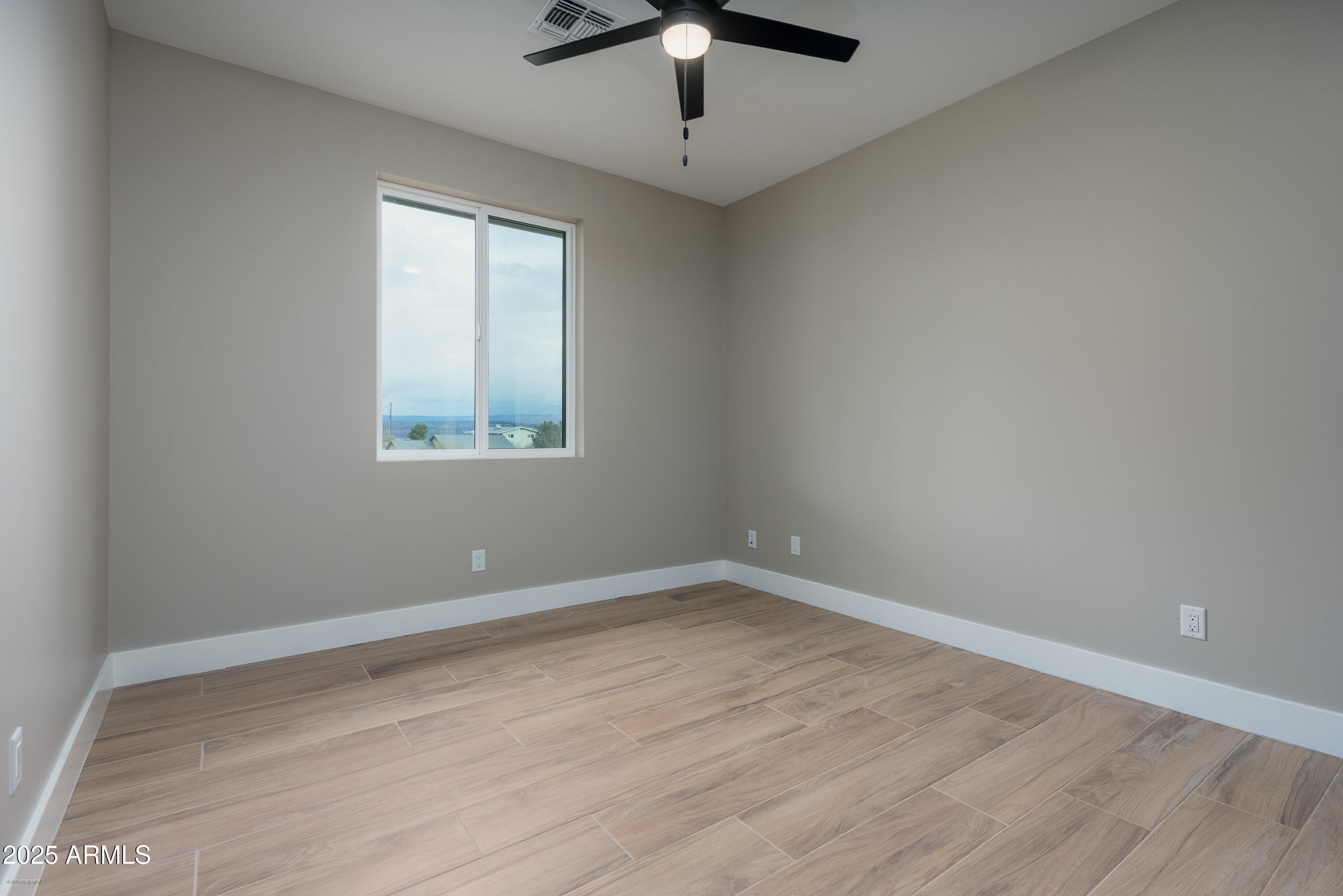 Cottonwood, Arizona 86326, United States, 3 Bedrooms Bedrooms, ,2 BathroomsBathrooms,Residential,Active,252470