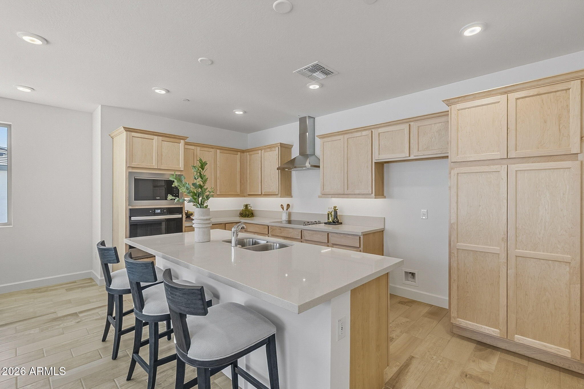 2121 W SONORAN DESERT Drive 99