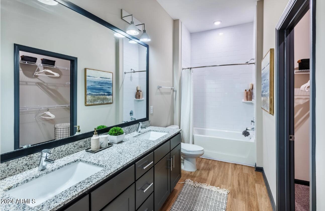 11575 W ROOSEVELT Street C2