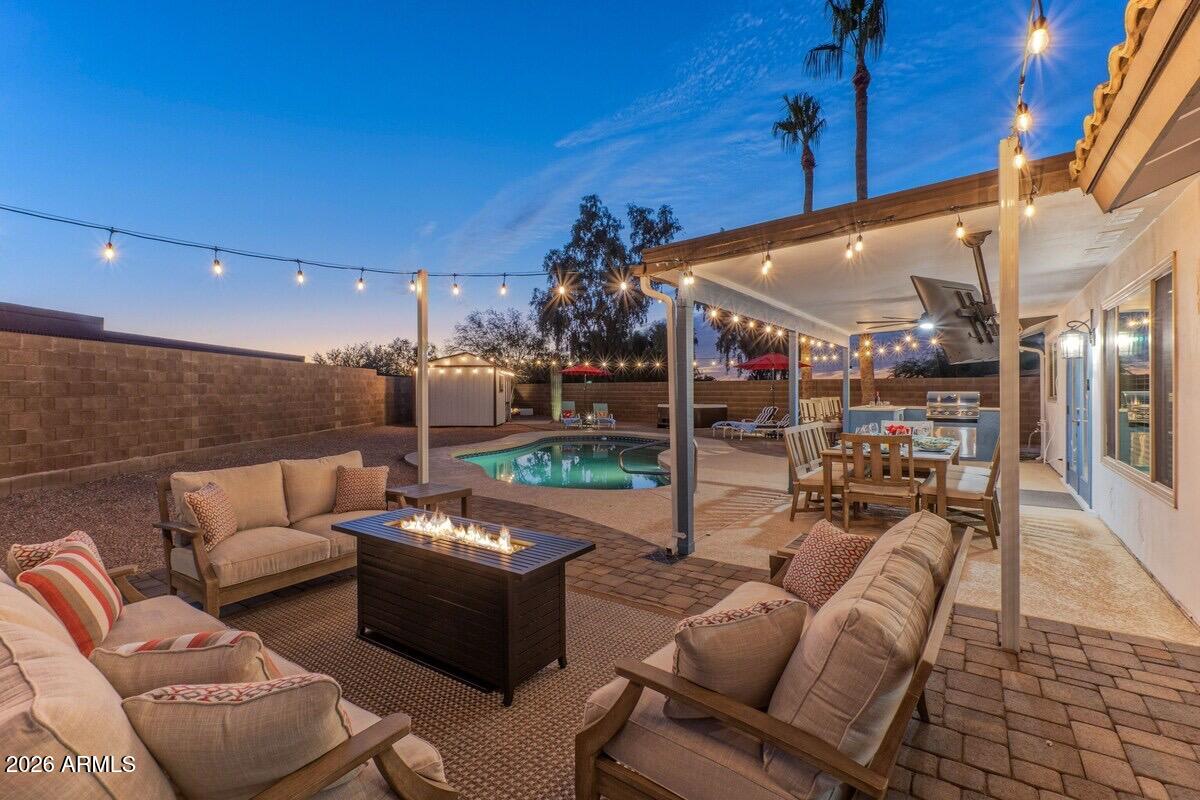 3304 N SEA PINES Circle