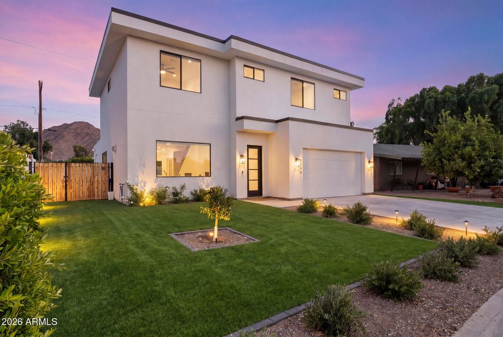 Photo of 4546 E Campbell Avenue, Phoenix, AZ 85018 (MLS # 7032797)