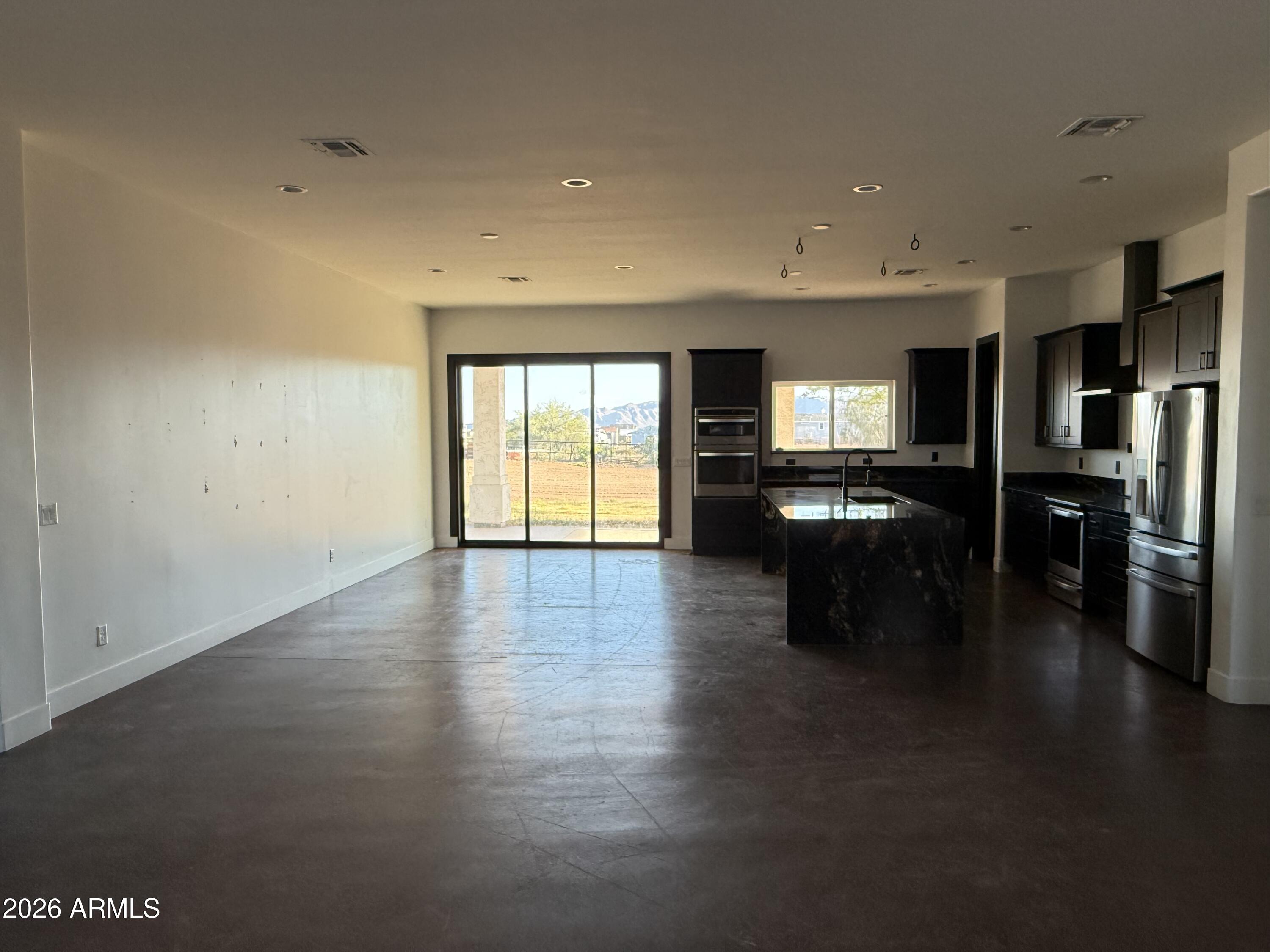 22227 W DIXILETA Drive