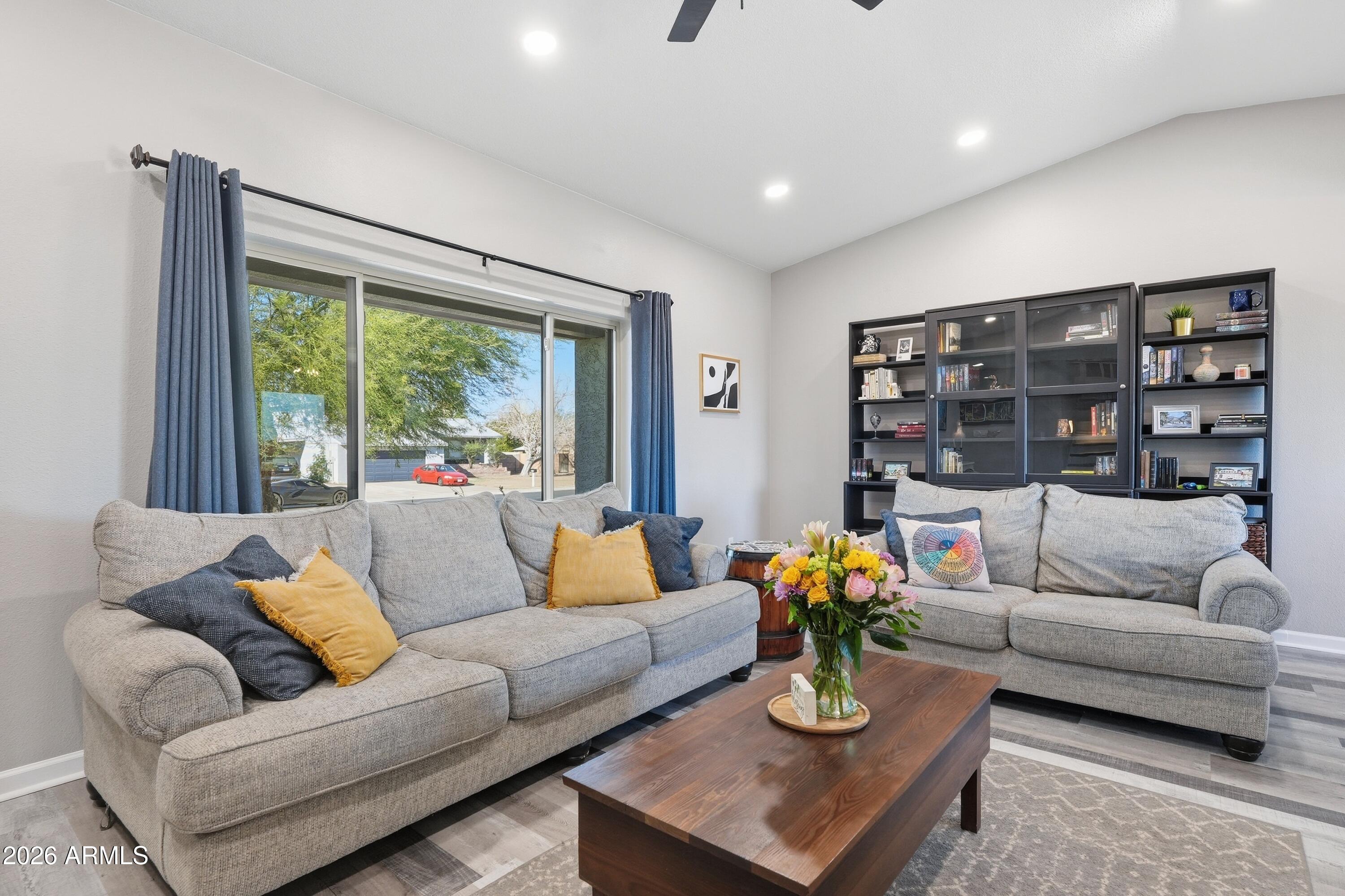 3151 W BETTY ELYSE Lane