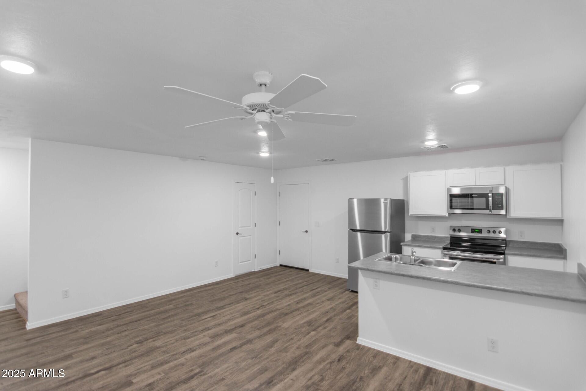 12570 N COTTON Lane 29-32