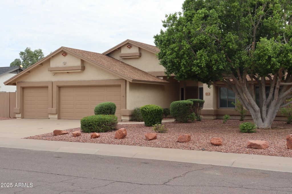 Photo of 5201 N 85th Avenue, Glendale, AZ 85305 (MLS # 6926071)